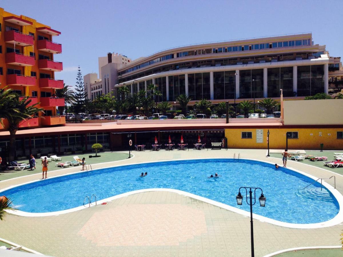 Carletto Angeles Cristianos Apartamento